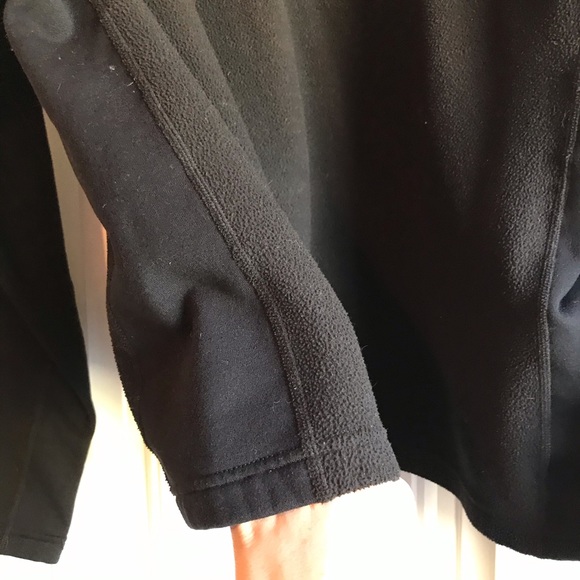 SOLD HOST PICK!The North Face Quarter Zip Pullover - Picture 4 of 5